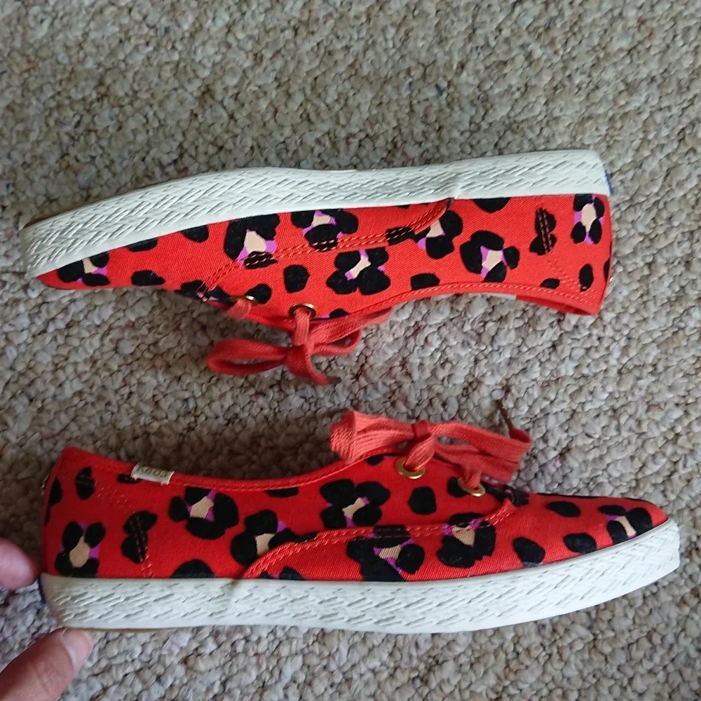 Kate Spade X Keds Sneakers Pointed Toe Orange Black Floral Print size 6